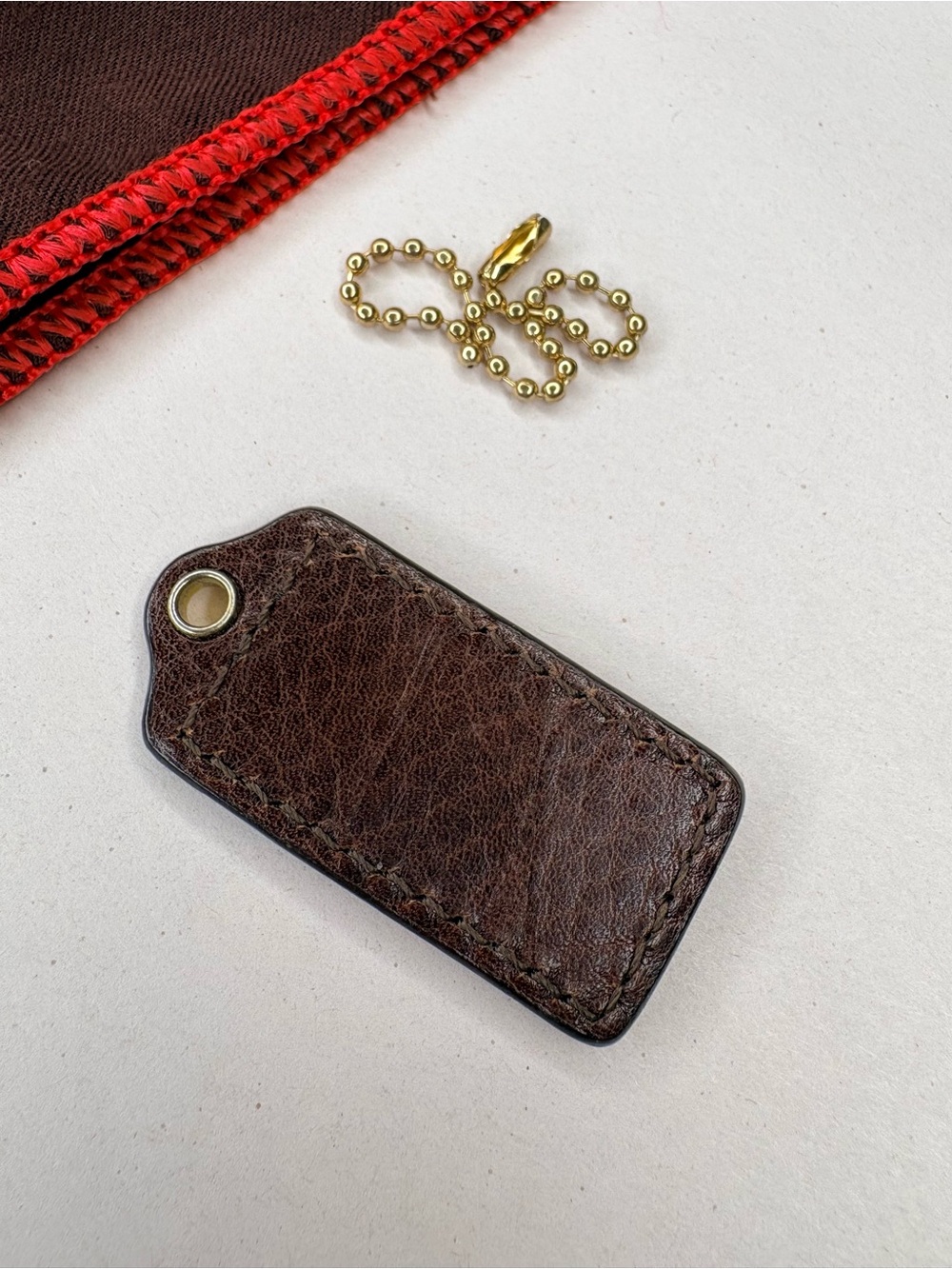 🍫 Y2K 2” Coach Chocolate Brown Glazed Leather Vintage Leather Hang Tag Bag Charm - Picture 10 of 15